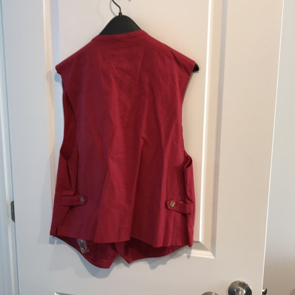 Tip Top jacket and vest in red. - Picture 5 of 12